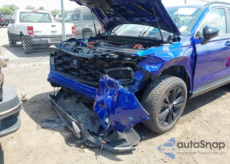 2023 Honda Cr-V Hybrid Sport Touring z USA, uszkodzony, nr VIN 7FARS6H90PE000829